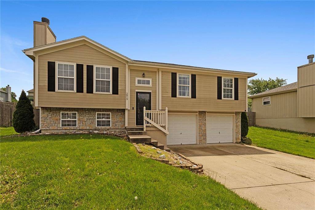 Blue Springs, MO 64015,2819 SW Shadow Brook DR