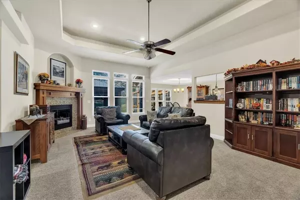 Lee's Summit, MO 64086,1700 NE Woodview CIR