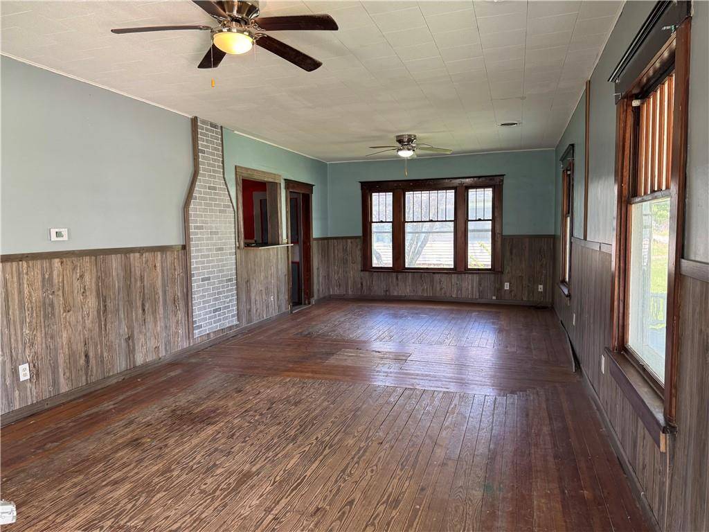 Craig, MO 64437,318 S Williams ST