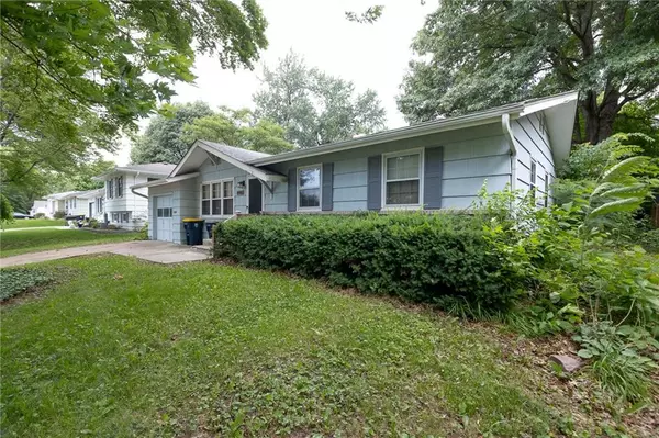 4406 NE 49th ST, Kansas City, MO 64119