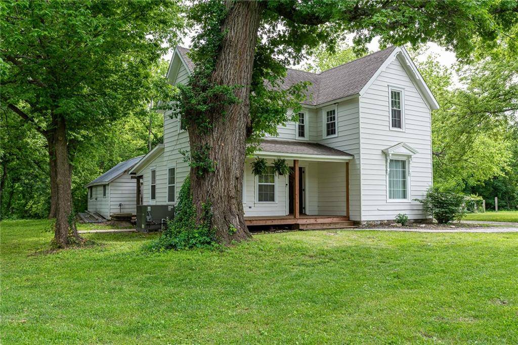 Paola, KS 66071,31297 Santa Fe RD