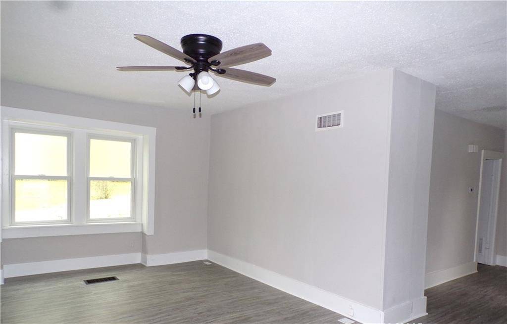 Independence, MO 64050,503 W Jones ST
