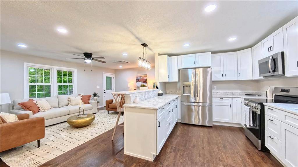 Overland Park, KS 66212,8645 Lowell AVE