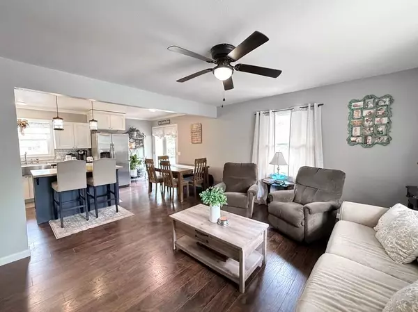 El Dorado Springs, MO 64744,801 E Thompson ST