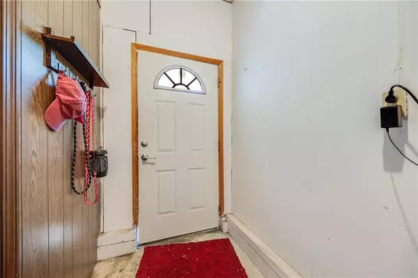 Higginsville, MO 64037,603 W 30th ST