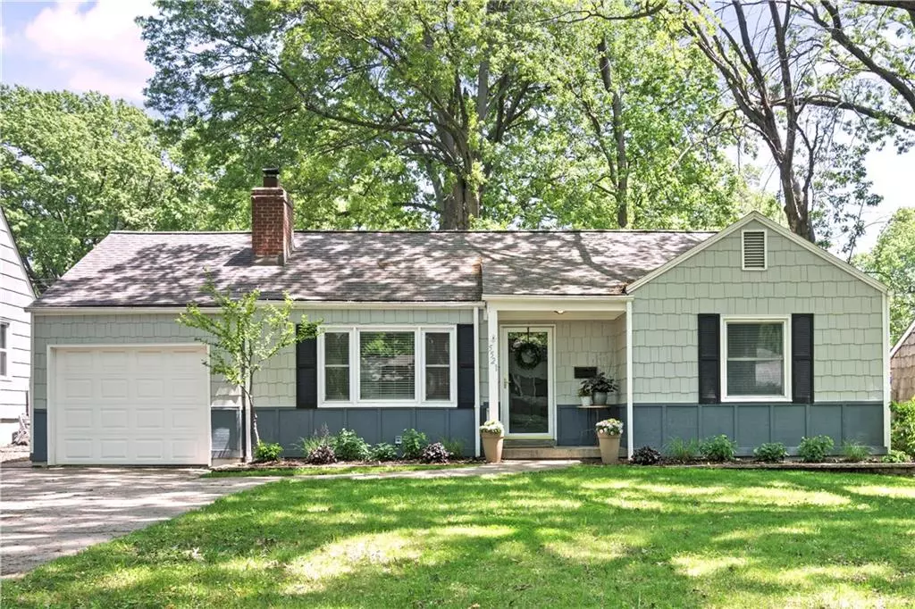 Roeland Park, KS 66205,5521 Ash DR