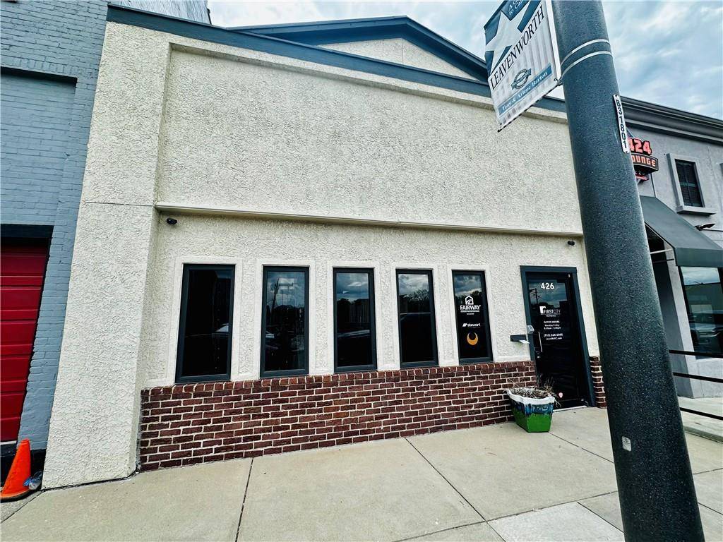 426 Cherokee ST, Leavenworth, KS 66048