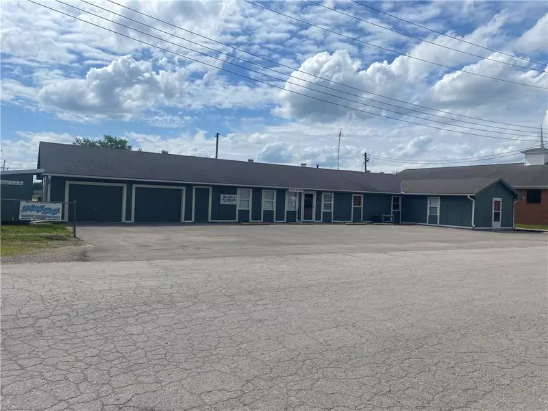 203 North Third ST, Garden City, MO 64747