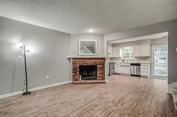 Kansas City, MO 64151,5516 NW 66th TER