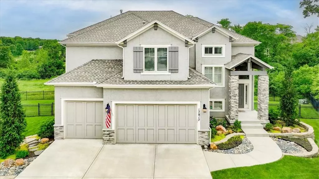 17817 Grandview ST, Overland Park, KS 66013