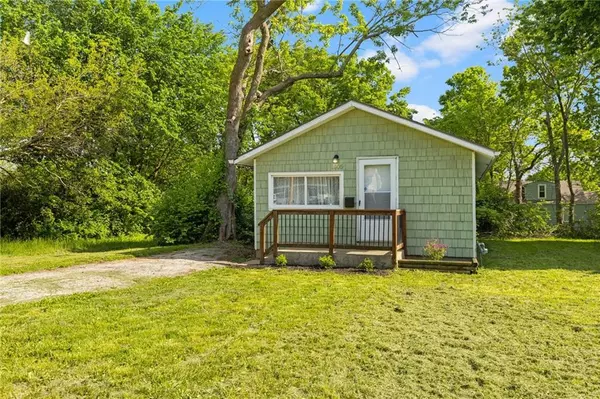 1005 E 83rd TER,  Kansas City,  MO 64131