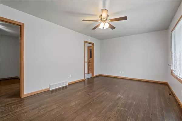 Raytown, MO 64133,5910 Farley AVE