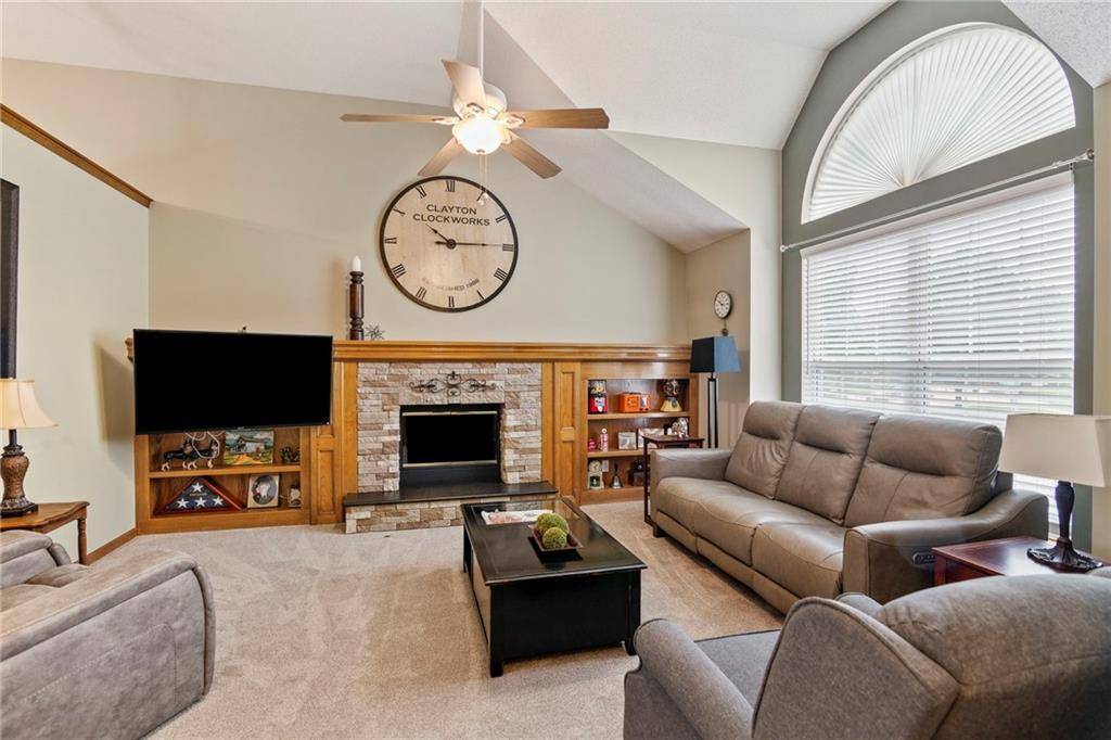 Olathe, KS 66061,930 W Elizabeth ST