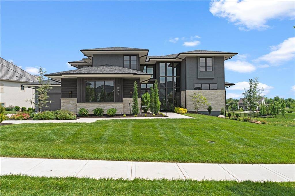 Overland Park, KS 66221,10721 W 142nd ST