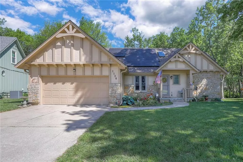 Lee's Summit, MO 64063,1136 SE 7th ST