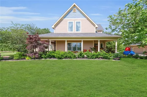 11261 238 ST, Lawrence, KS 66044