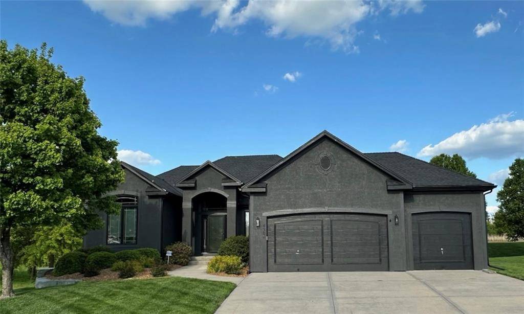 4301 N 141st ST, Basehor, KS 66007