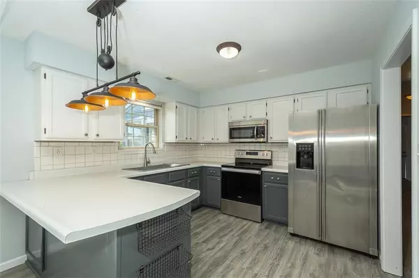 Pomona, KS 66076,3668 Colorado RD