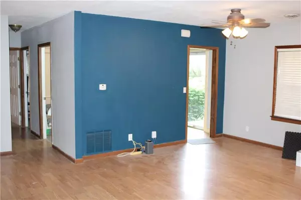 Pittsburg, KS 66762,905 S Smelter ST