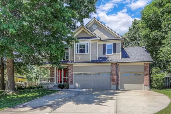 1906 Blackbird CIR, Kearney, MO 64060