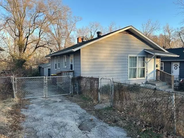 4505 Lister AVE, Kansas City, MO 64130