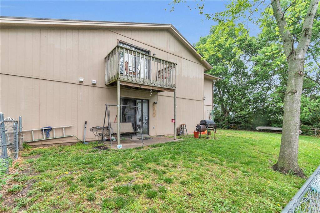 Raymore, MO 64083,109 N Crest 111,113, 115 DR