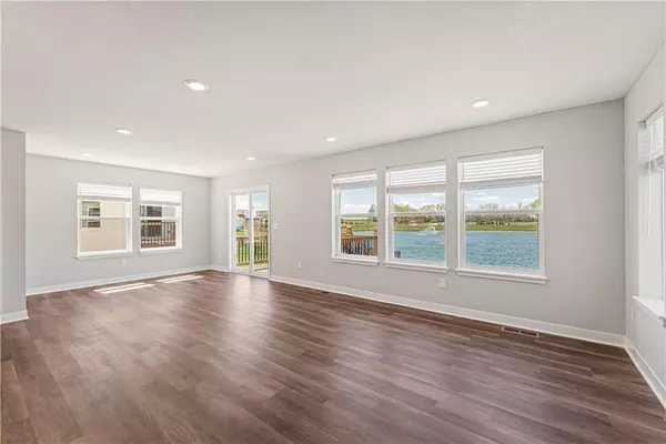 Raymore, MO 64083,416 Hampstead DR