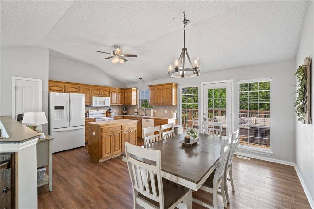 Gardner, KS 66030,508 E Pawnee LN
