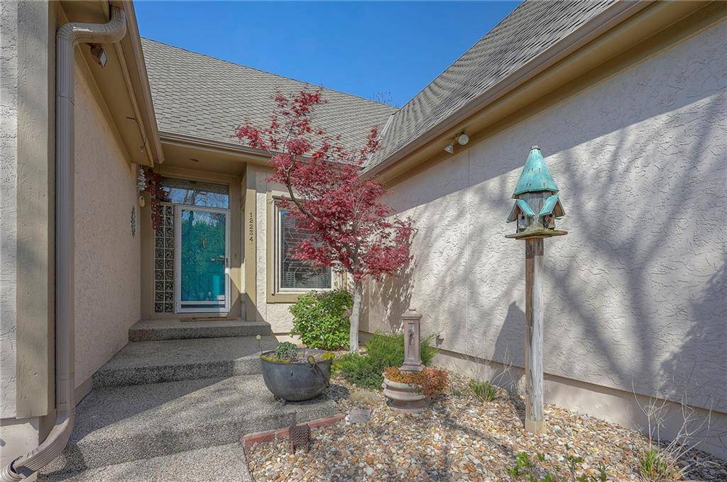 Leawood, KS 66209,12234 Ash ST