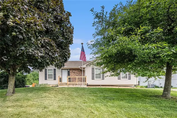 Raymore, MO 64083,811 S Park DR