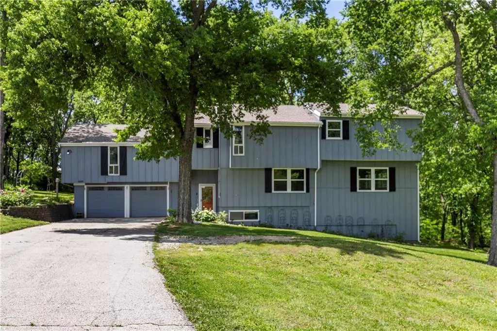 Olathe, KS 66061,13330 Waverly RD