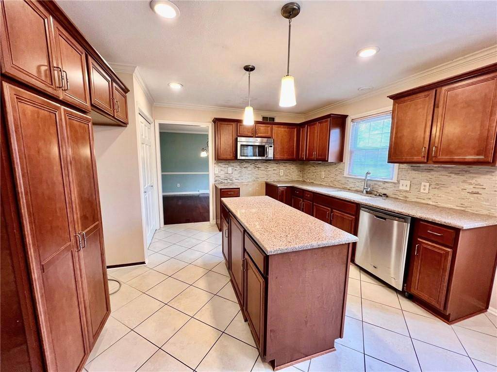 Independence, MO 64055,4336 S Dover AVE