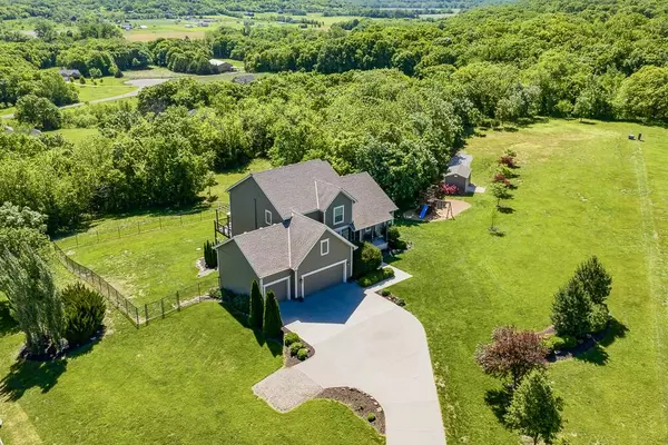 Tonganoxie, KS 66086,17530 254th ST