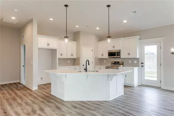 Spring Hill, KS 66083,19716 W 196th ST