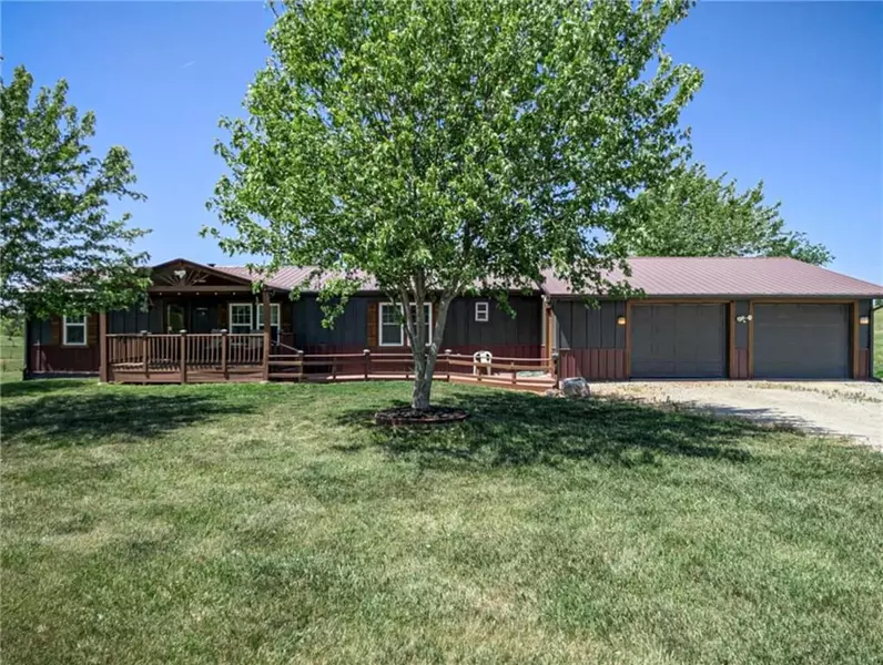 7380 County Road 64 RD, Savannah, MO 64485