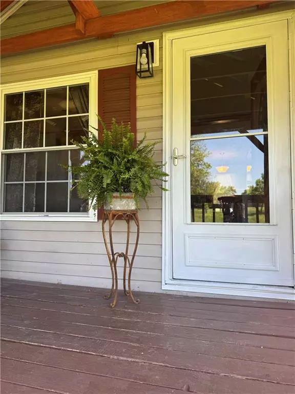 Mound Valley, KS 67354,110 W 2nd ST