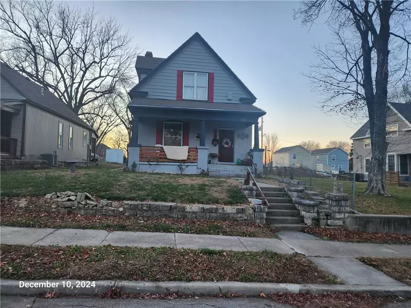 2528 Olive ST, Kansas City, MO 64127