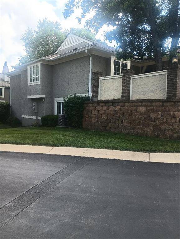 Overland Park, KS 66214,10308 Garnett ST