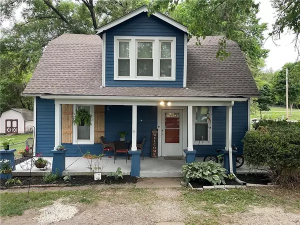 Leavenworth, KS 66048,2302 3rd AVE