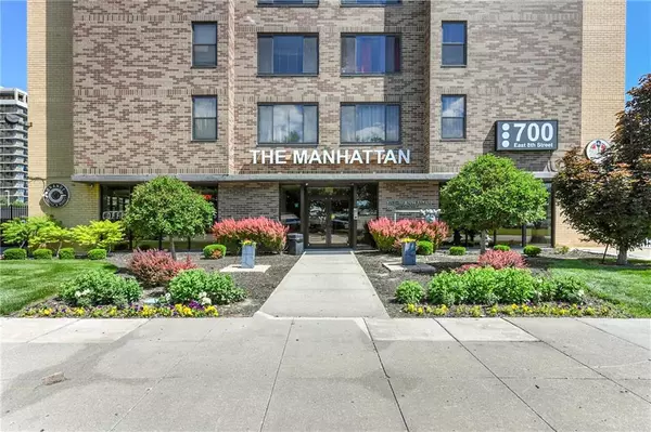 700 E 8th ST #7R, Kansas City, MO 64106