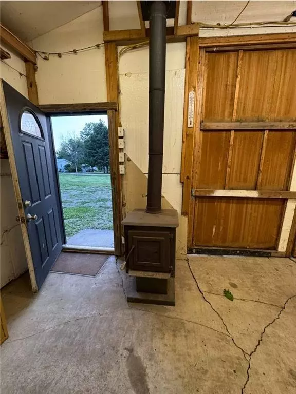 Odessa, MO 64076,1411 Goose DR