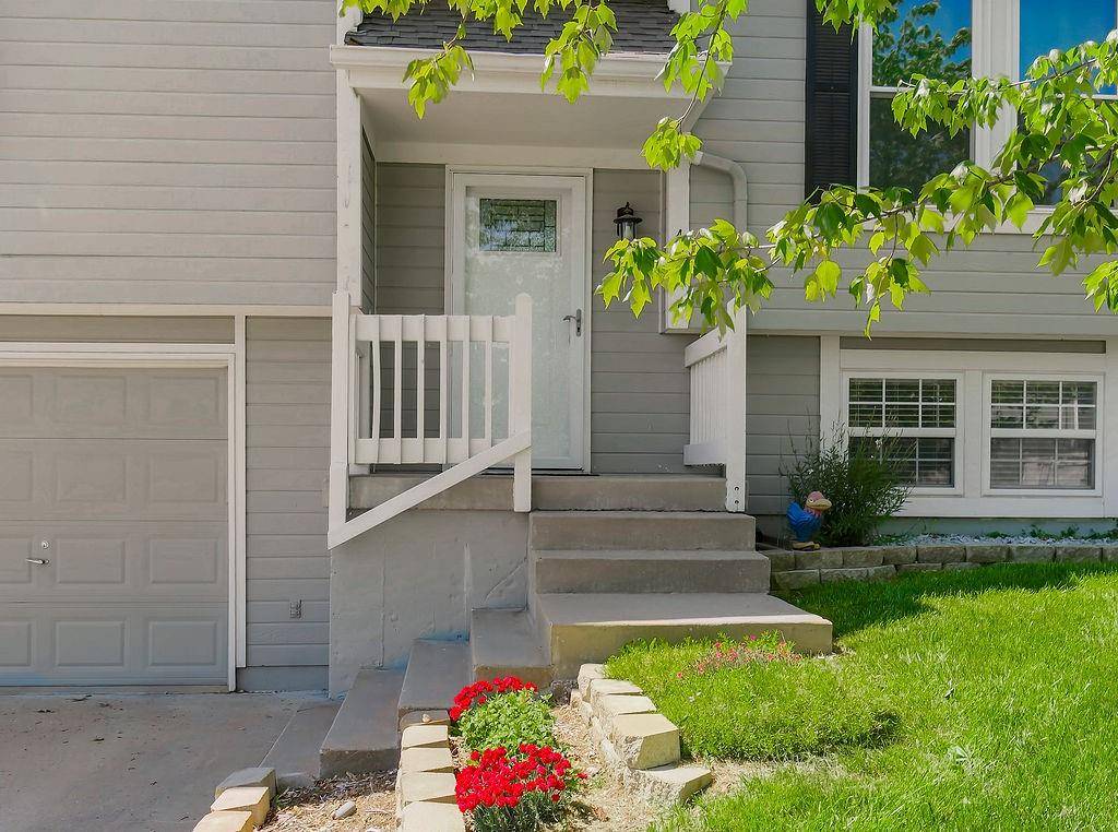 Raymore, MO 64083,402 Cheyenne DR