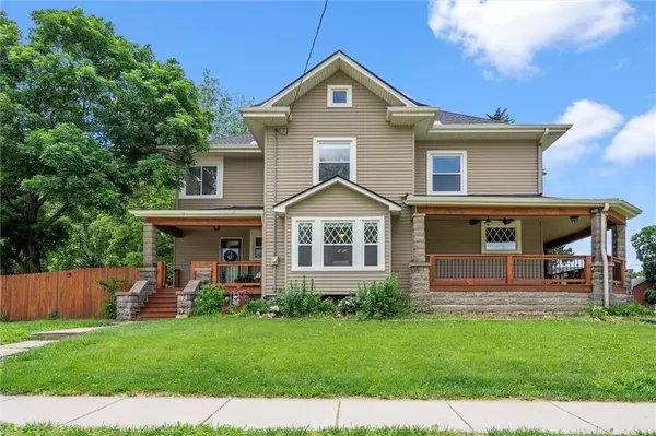 Spring Hill, KS 66083,121 E Nichols ST