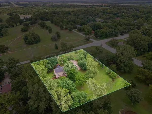 Independence, KS 67301,501 Taylor RD