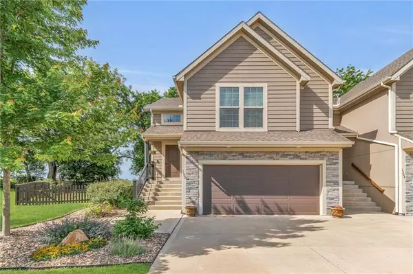 1302 N 159th ST, Basehor, KS 66007