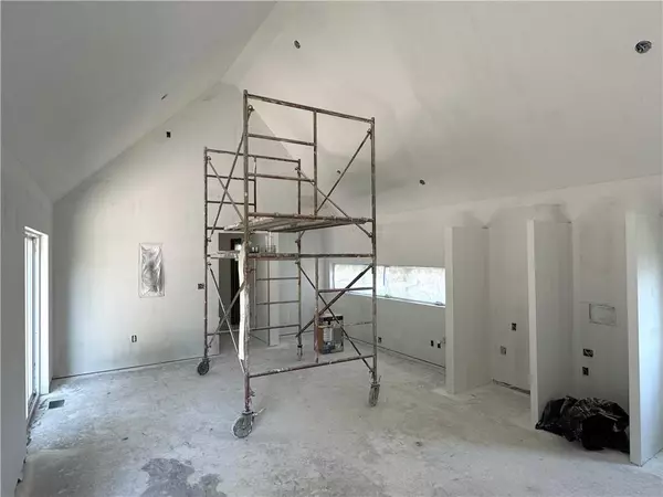 Linn Valley, KS 66040,258 Sycamore DR