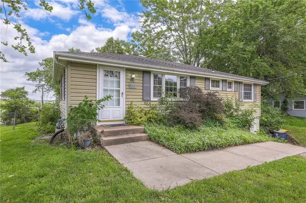 Kansas City, MO 64154,8713 Old Stagecoach RD