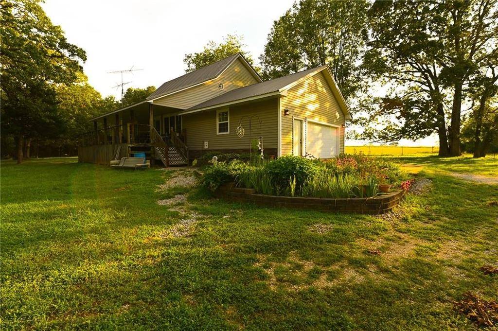 Osceola, MO 64776,1220 NW E HWY