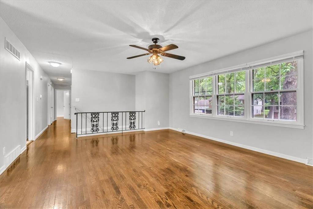 Raytown, MO 64133,7321 Hardy AVE