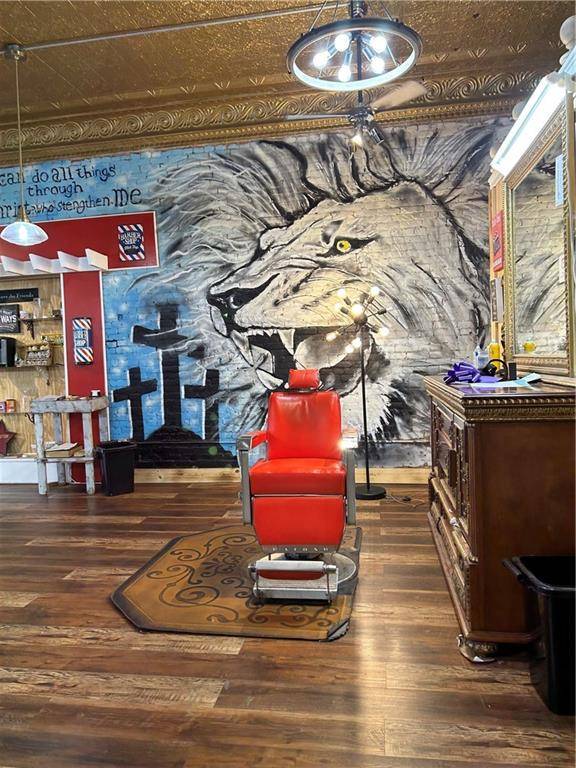 Fort Scott, KS 66701,118 E Wall ST